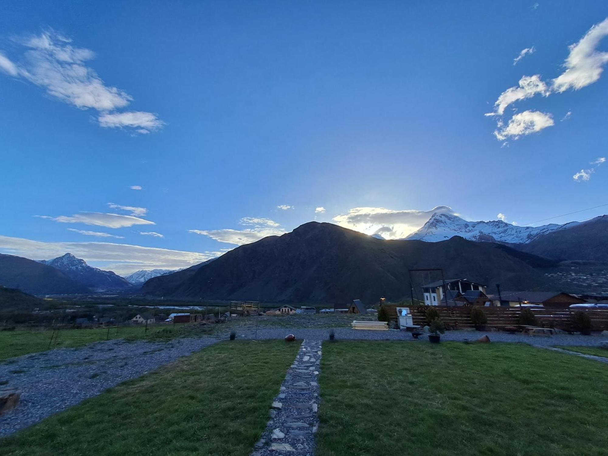 Kazbegi Spa Resort Cottages Luaran gambar